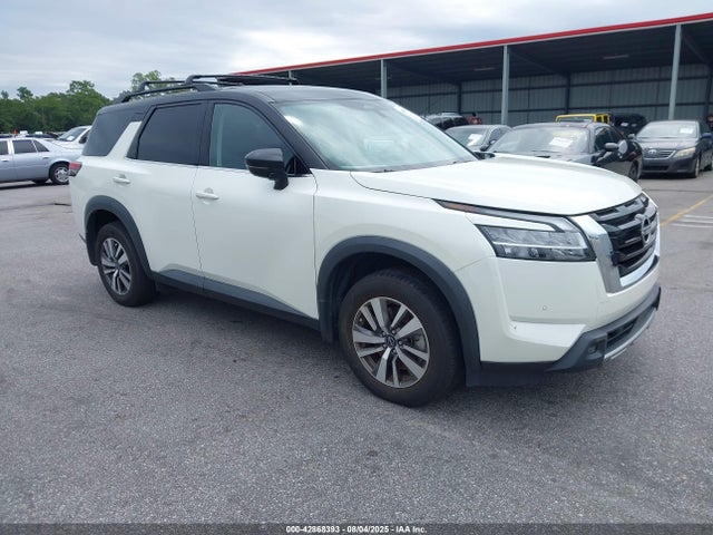 2023 NISSAN PATHFINDER SL FWD