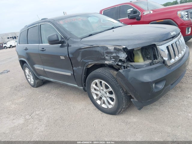 2011 JEEP GRAND CHER LAREDO