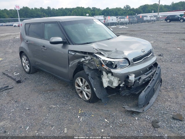 2015 KIA SOUL +