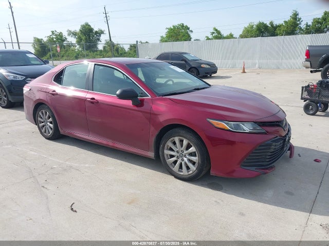 2018 TOYOTA CAMRY LE