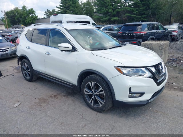 2017 NISSAN ROGUE SL