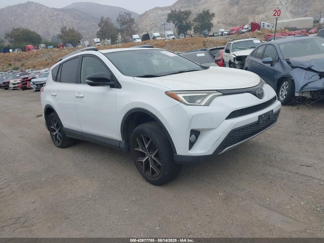 2018 TOYOTA RAV4 SE