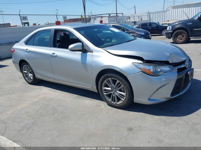 2017 TOYOTA CAMRY SE