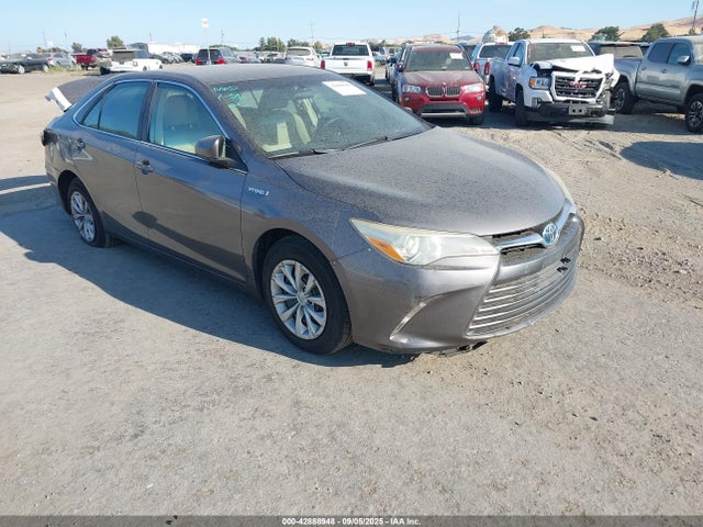 2015 TOYOTA CAMRY LE