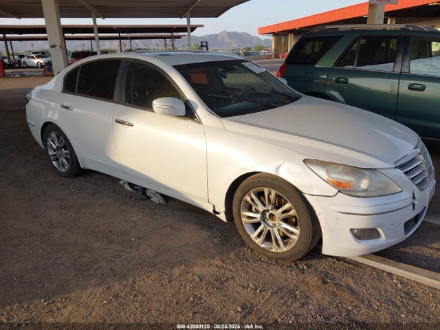 2011 HYUNDAI GENESIS 3.8