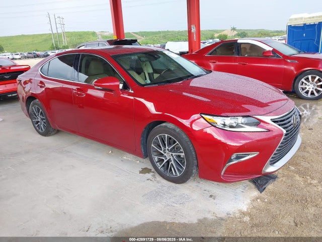 2016 LEXUS ES 