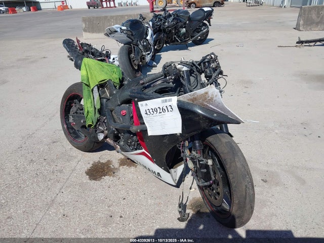 2012 YAMAHA YZF C