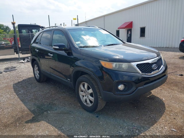2011 KIA SORENTO LX