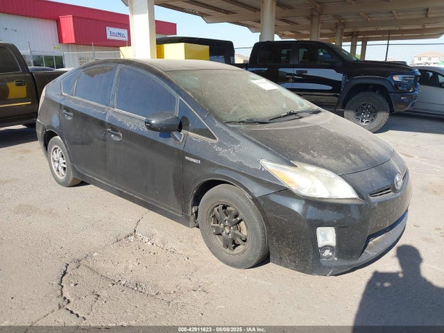 2011 TOYOTA PRIUS THREE