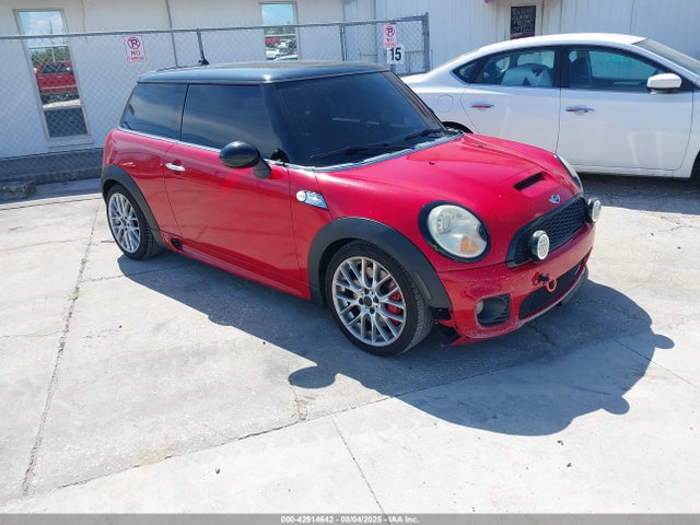 2009 MINI JOHN COOPER WORKS 