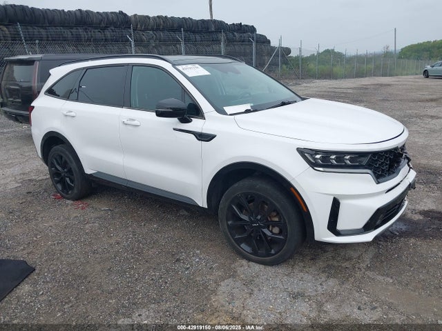 2022 KIA SORENTO SX