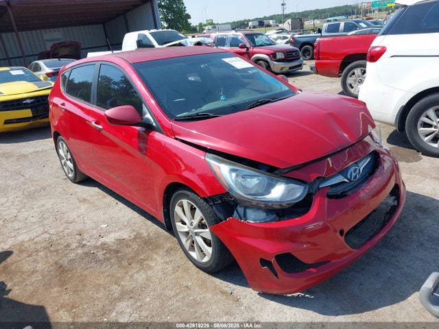 2012 HYUNDAI ACCENT SE