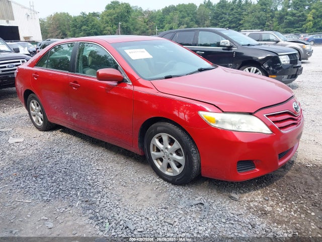 2011 TOYOTA CAMRY LE