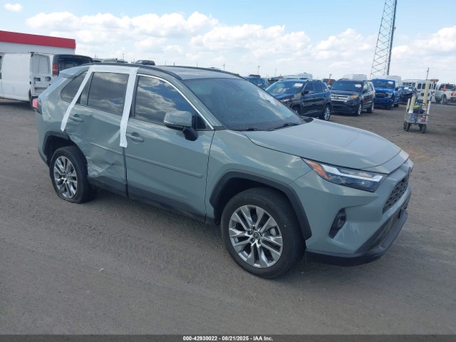 2022 TOYOTA RAV4 XLE PREMIUM