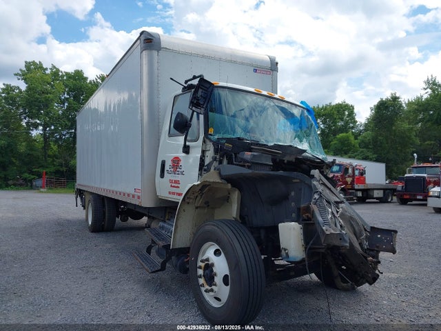 2016 INTERNATIONAL 4000 4300