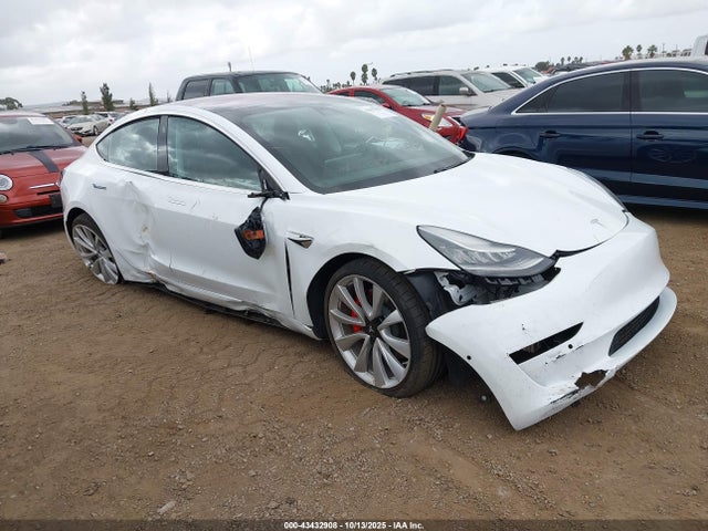 2018 TESLA MODEL 3 LONG RANGE/PERFORMANCE