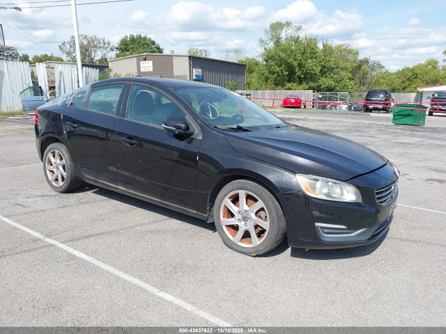 2015 VOLVO S60 T5