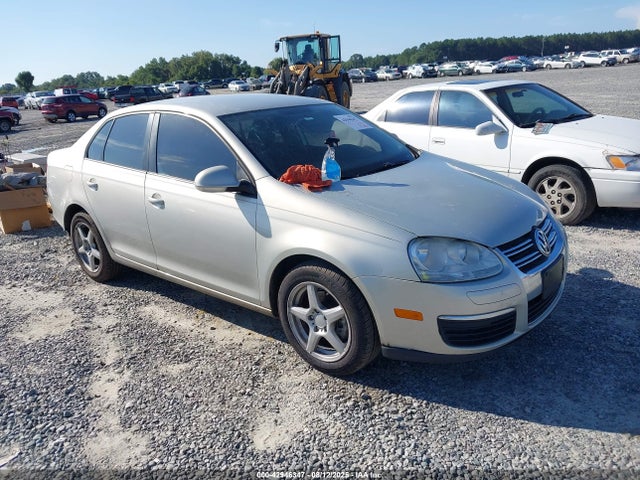 2010 VOLKSWAGEN JETTA S
