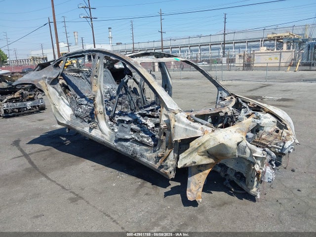 2021 TESLA MODEL 3 STANDARD RANGE PLUS REAR-WHEEL DRIVE