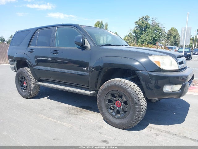 2005 TOYOTA 4RUNNER SR5 V8