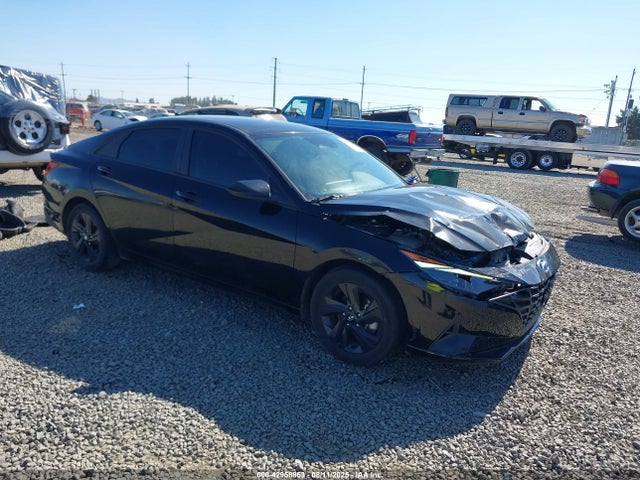 2022 HYUNDAI ELANTRA BLUE
