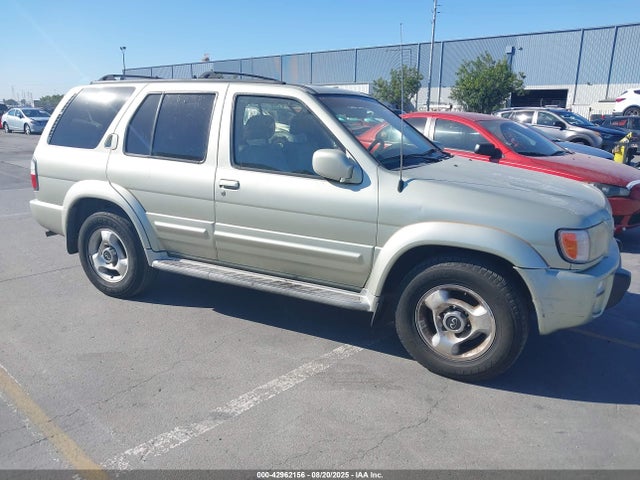 2000 INFINITI QX4 
