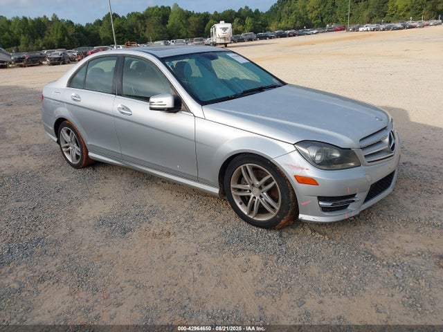 2013 MERCEDES-BENZ C 300 LUXURY 4MATIC/SPORT 4MATIC
