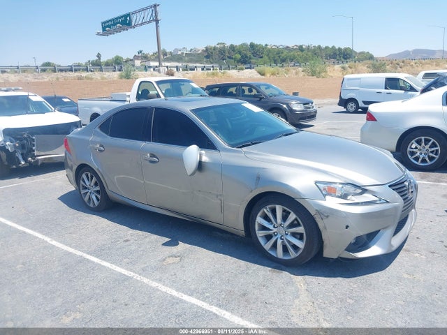 2015 LEXUS IS 