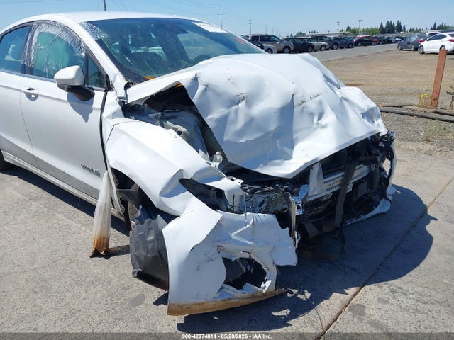 2019 FORD FUSION HYBRID SE 6
