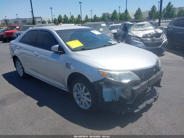 2014 TOYOTA CAMRY XLE