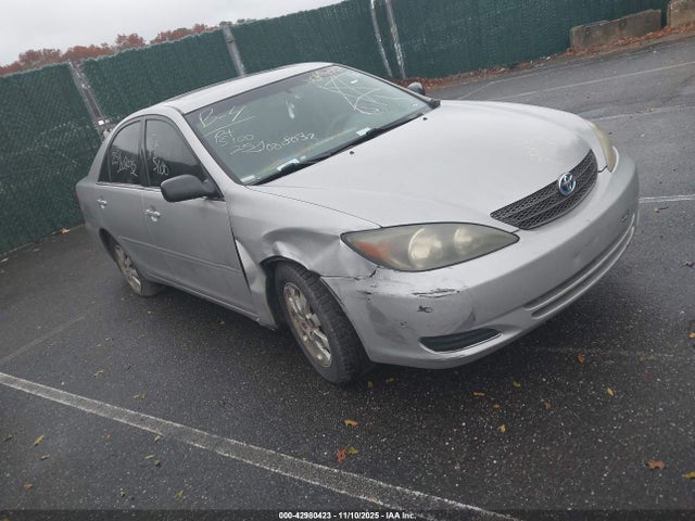 2002 TOYOTA CAMRY XLE V6
