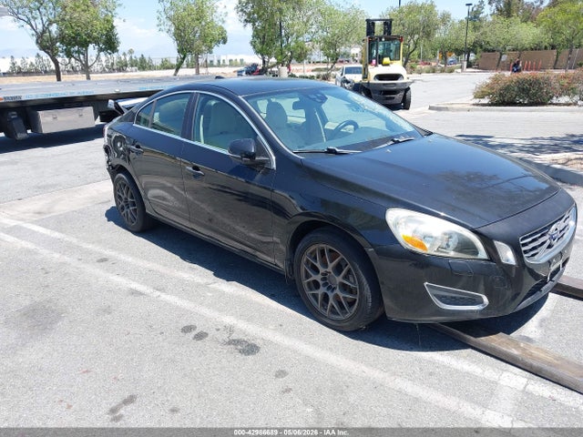 2012 VOLVO S60 T5