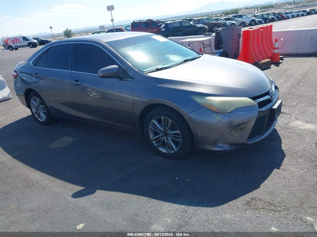 2016 TOYOTA CAMRY SE