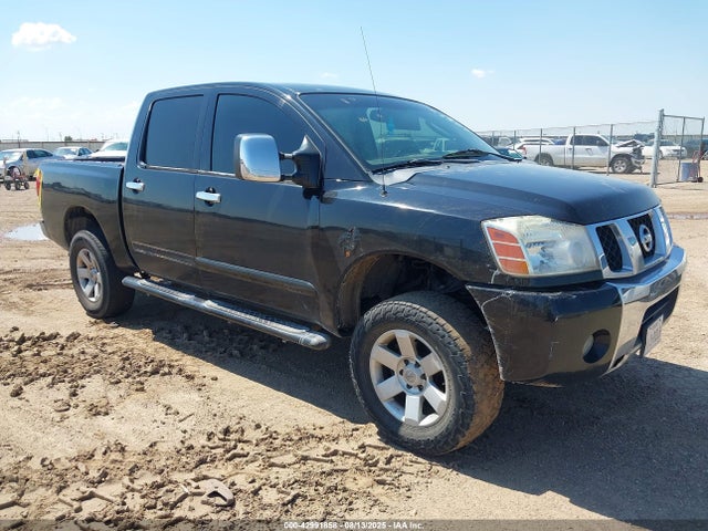 2004 NISSAN TITAN LE