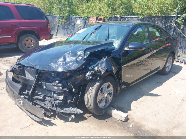 HYUNDAI ELANTRA SE - 2