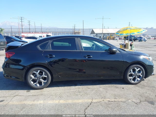 2020 KIA FORTE LXS 13