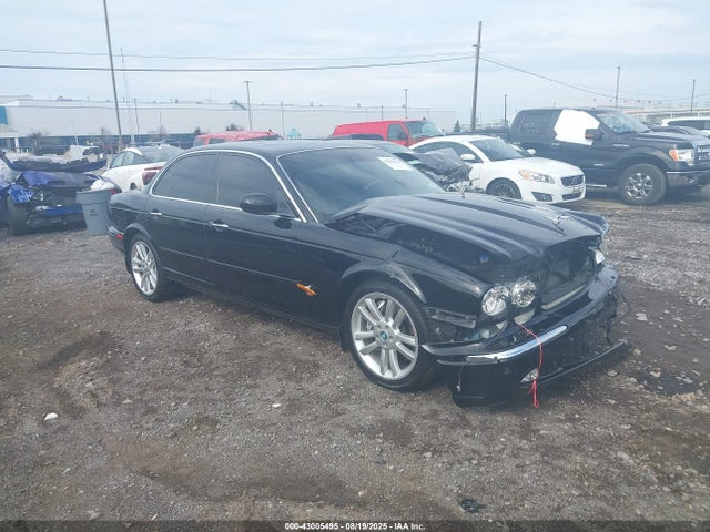 2004 JAGUAR XJ XJR