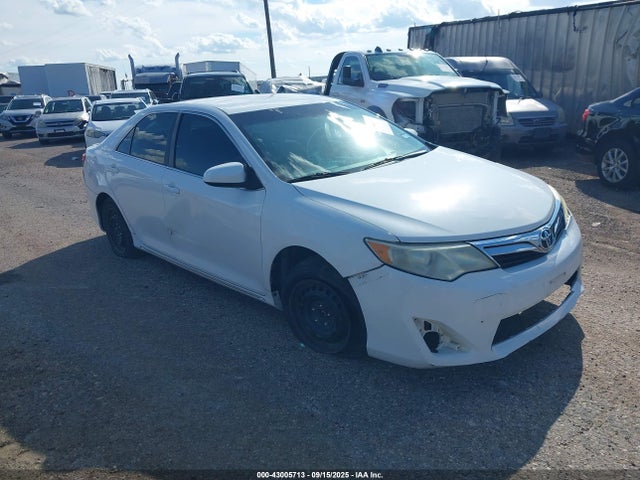 2012 TOYOTA CAMRY LE