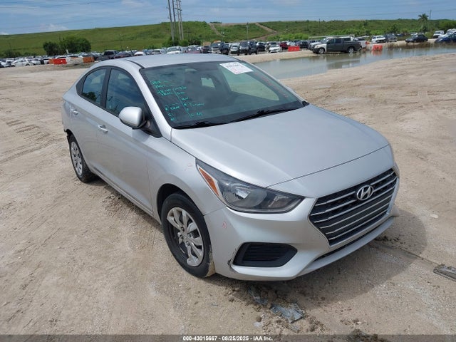 2021 HYUNDAI ACCENT SE
