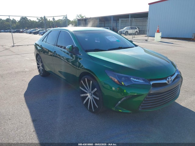 2016 TOYOTA CAMRY LE