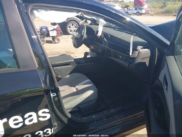 2025 TOYOTA CAMRY XSE/XLE/LE/SE