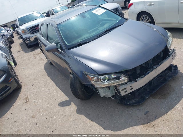 2013 LEXUS CT 200 