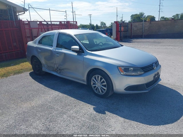 2013 VOLKSWAGEN JETTA 2.5L SE