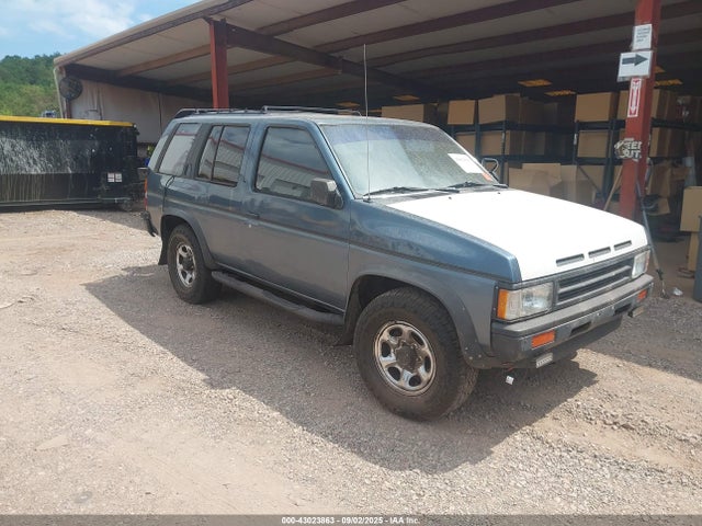 1991 NISSAN PATHFINDER XE