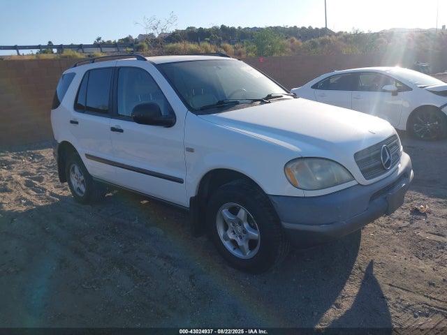 1999 MERCEDES-BENZ ML 320 