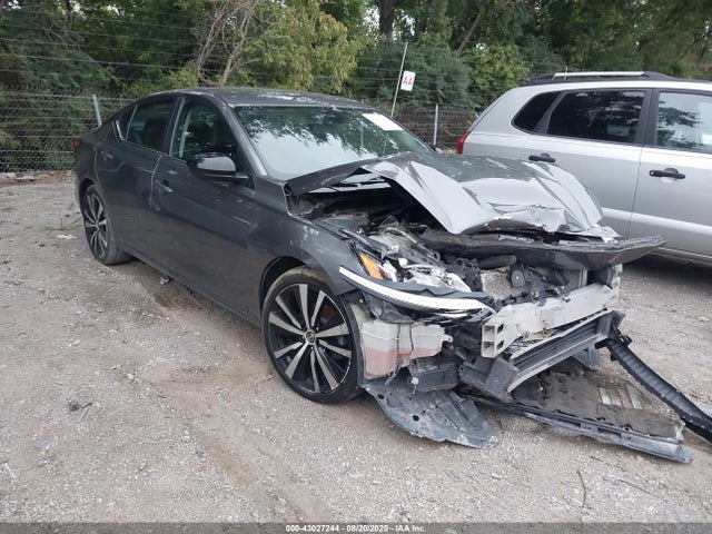2020 NISSAN ALTIMA SR FWD