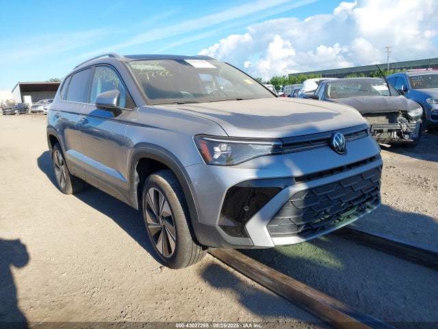 2025 VOLKSWAGEN TAOS 1.5T SE