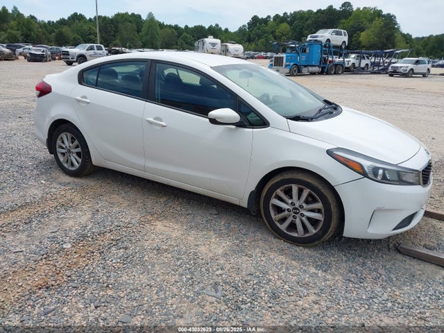 2017 KIA FORTE S