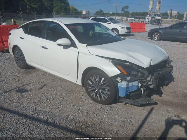 2023 NISSAN ALTIMA SV
