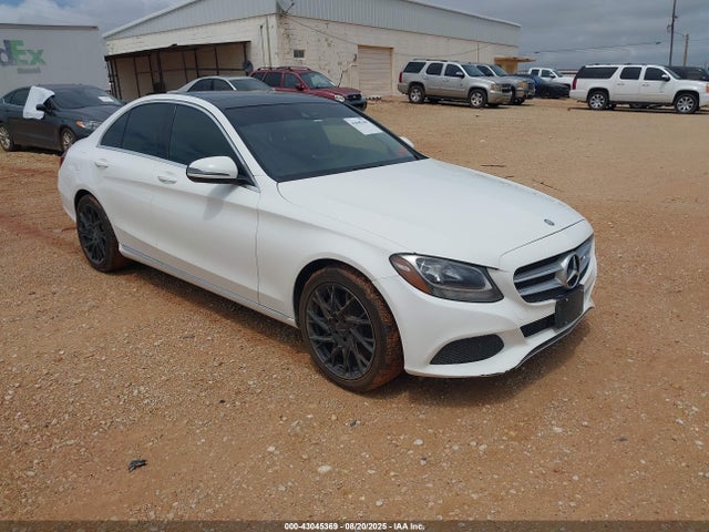 2017 MERCEDES-BENZ C 300 LUXURY/SPORT